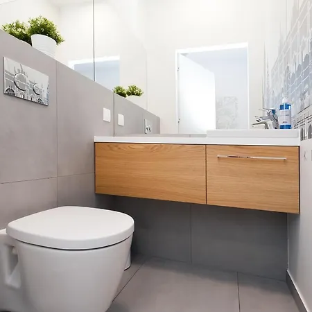 Premium In Novum Center Near The Train Station By Sun & Snow Appartamento Cracovia