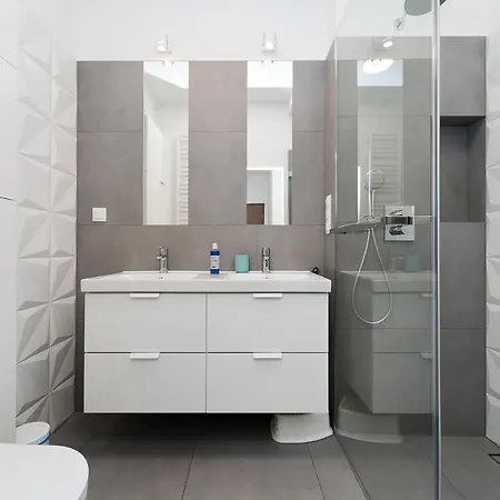 Premium In Novum Center Near The Train Station By Sun & Snow Appartement Krakau