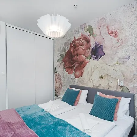 Premium In Novum Center, Sun & Snow *