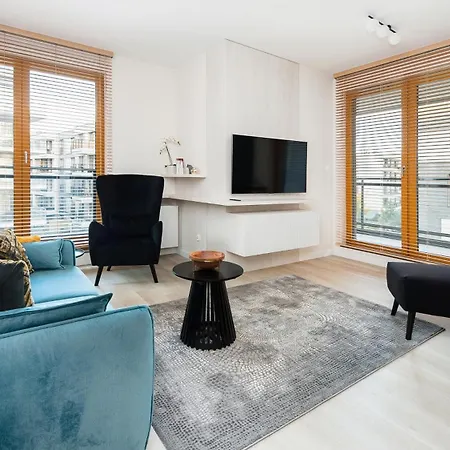 Premium In Novum Center Near The Train Station By Sun & Snow Krakow